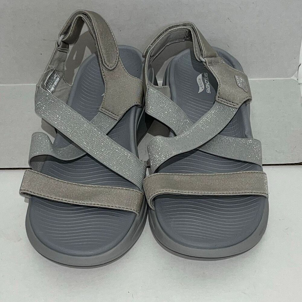 Skechers Women's‎ Gray GO WALK Arch Fit Astonish Strap Sandals Size 10 NWT